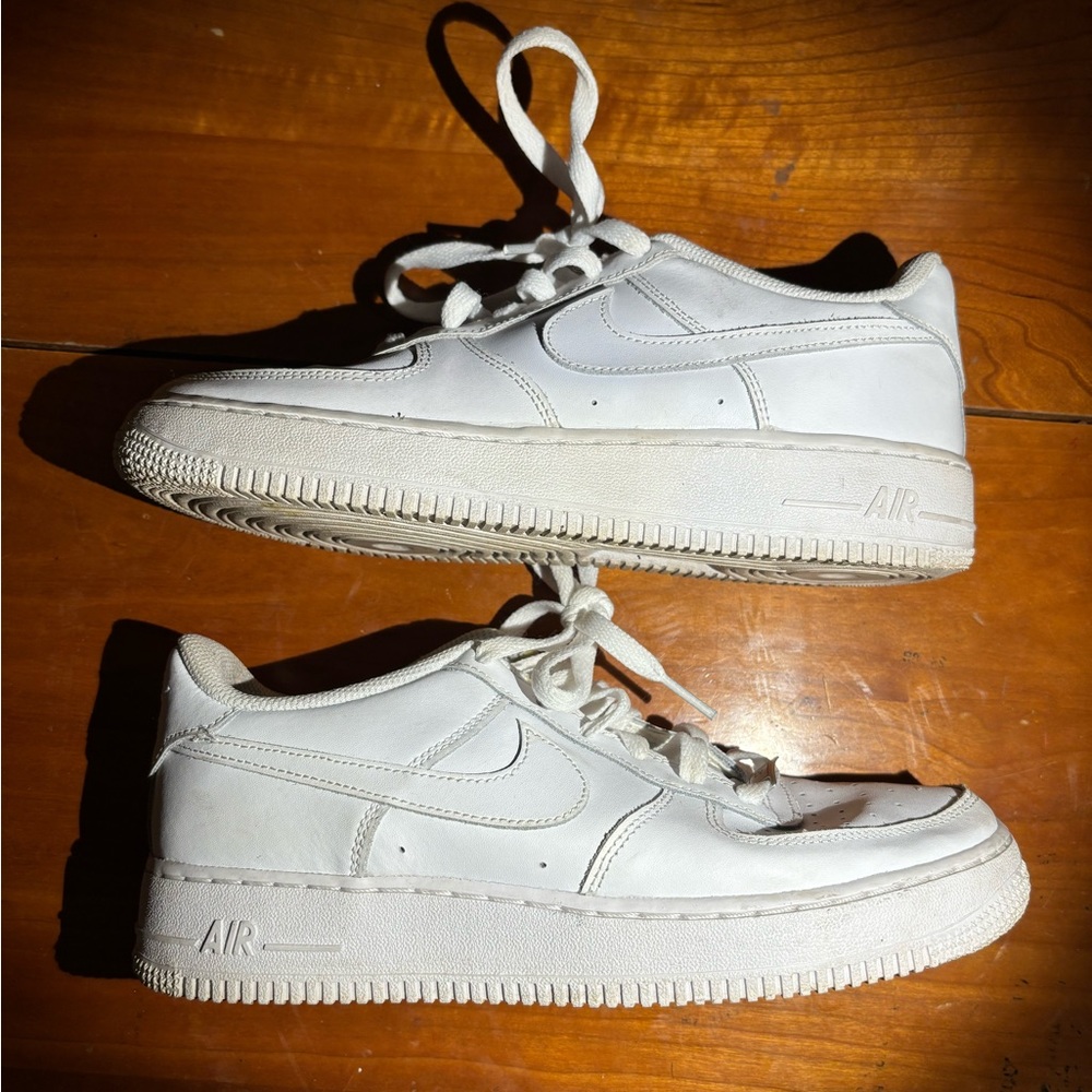 Nike 314192 117 Air Force 1 US 7 Older Kids' Sneakers - White